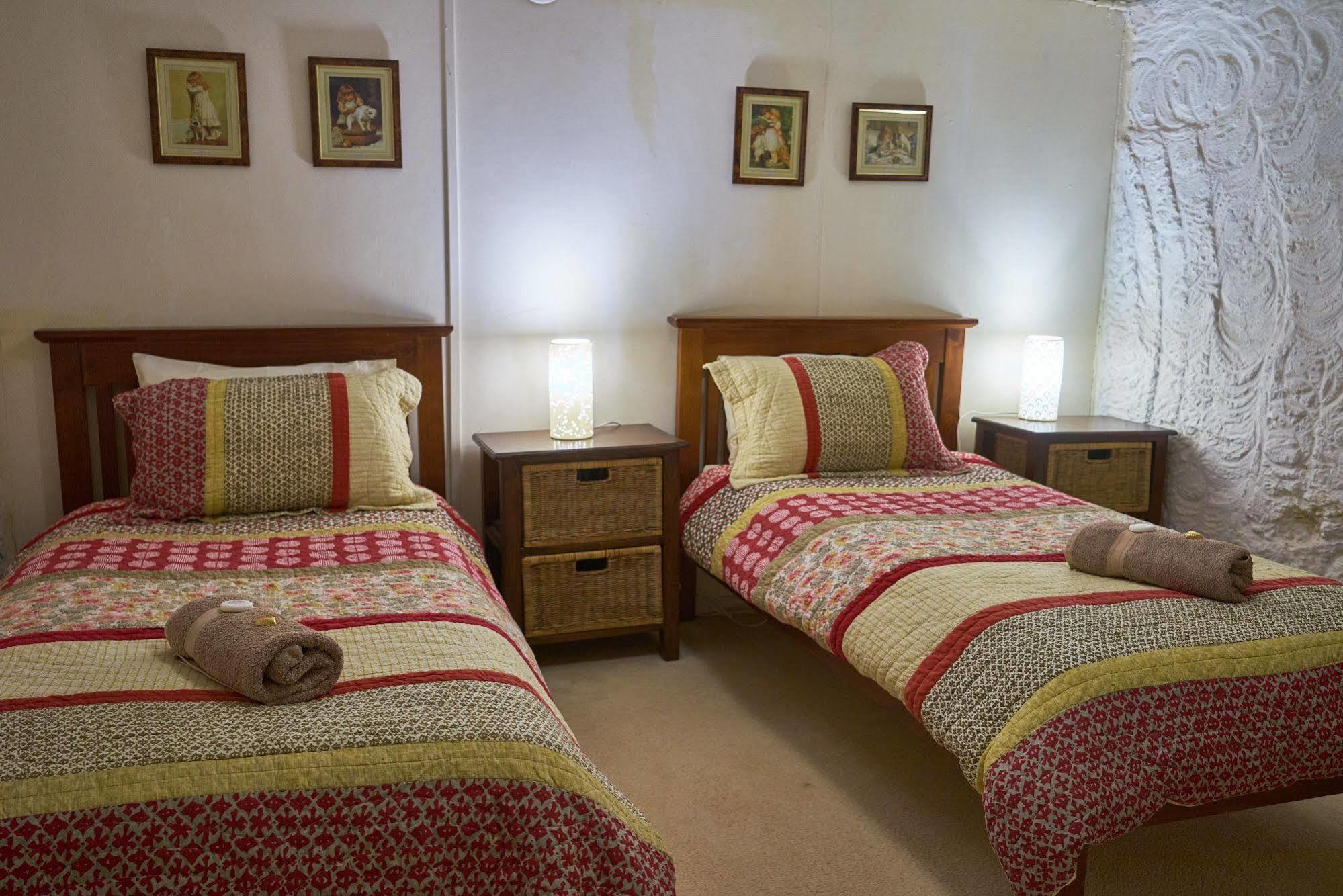 Underground Bed & Breakfast Bed & Breakfast Coober Pedy Exterior photo