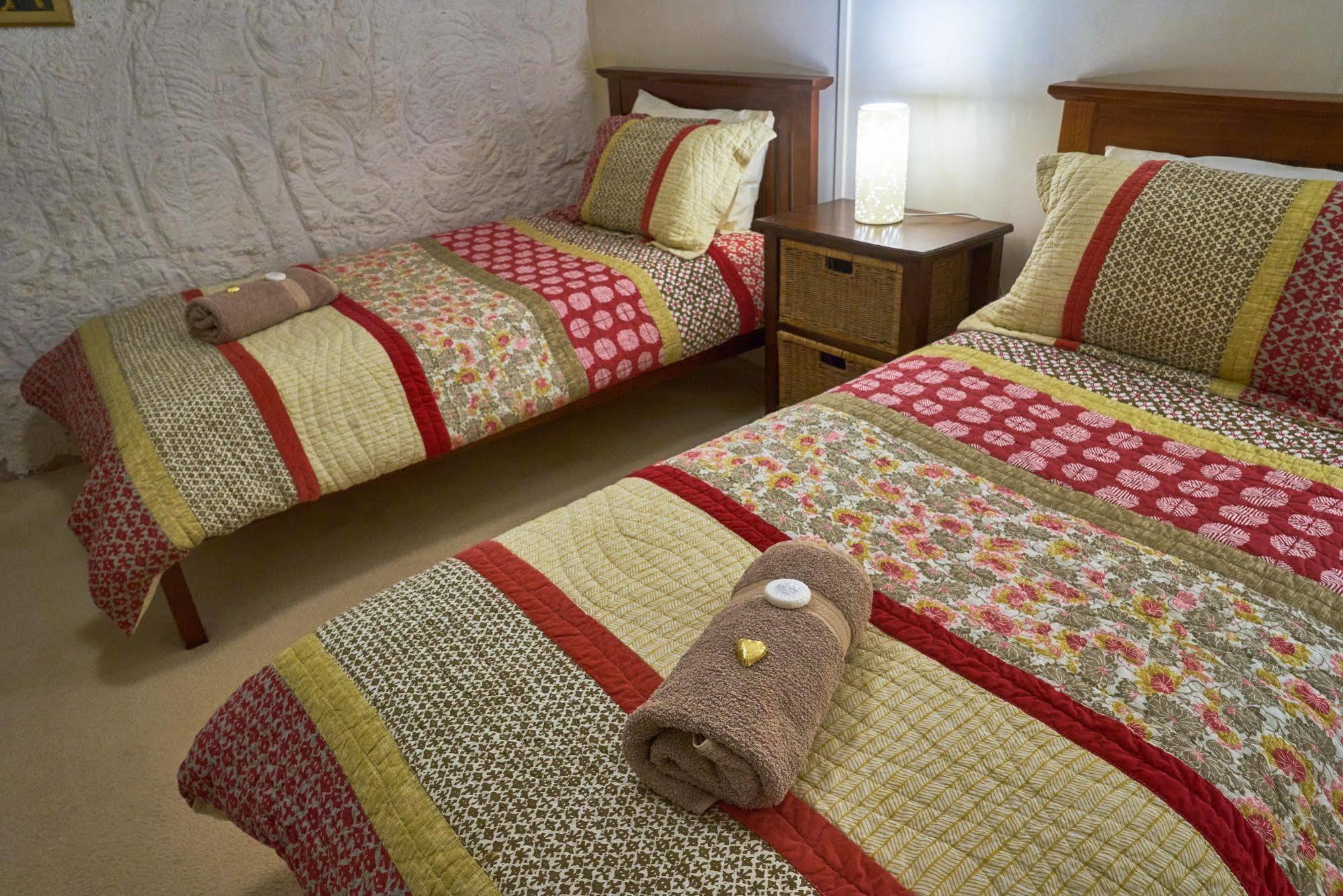 Underground Bed & Breakfast Bed & Breakfast Coober Pedy Exterior photo