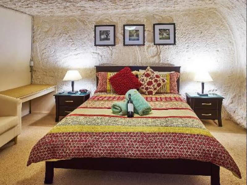 Underground Bed & Breakfast Bed & Breakfast Coober Pedy Exterior photo